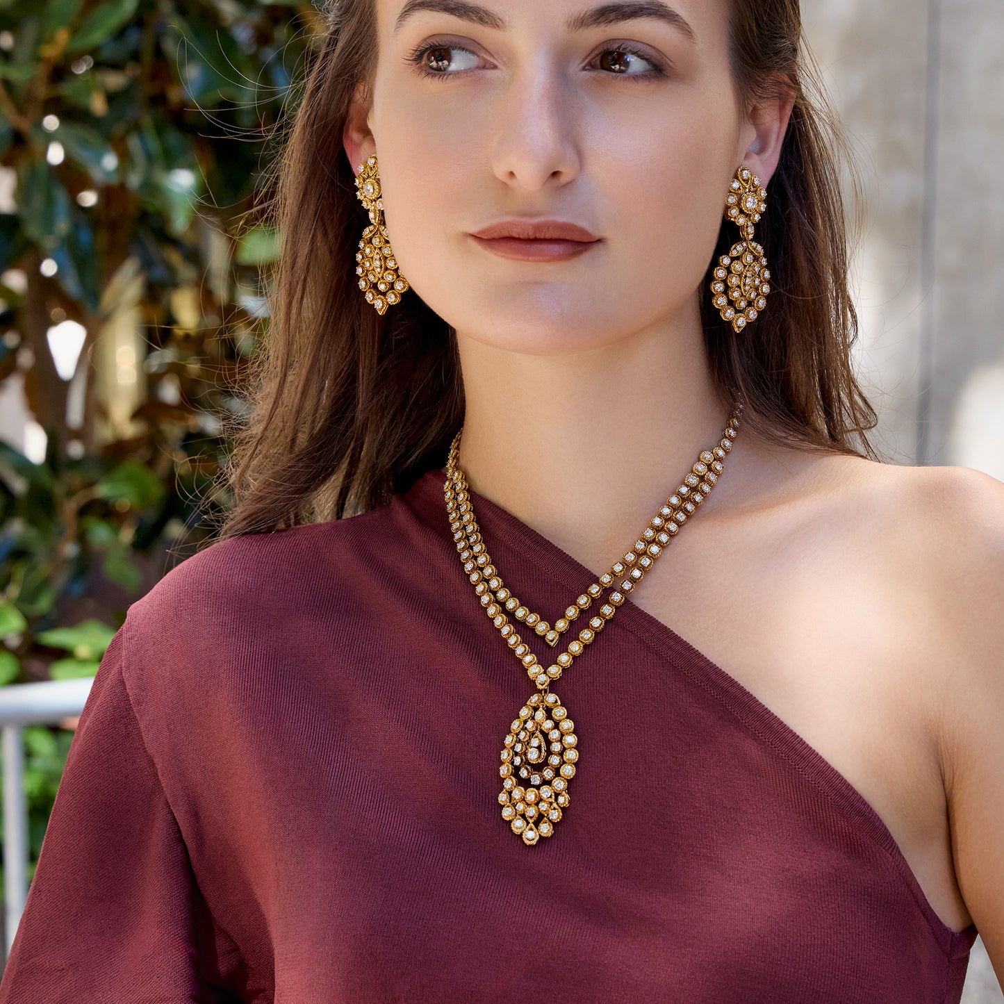 Macklowe Gallery Van Cleef & Arpels Indian-inspired Convertible Diamond Necklace and Pendant