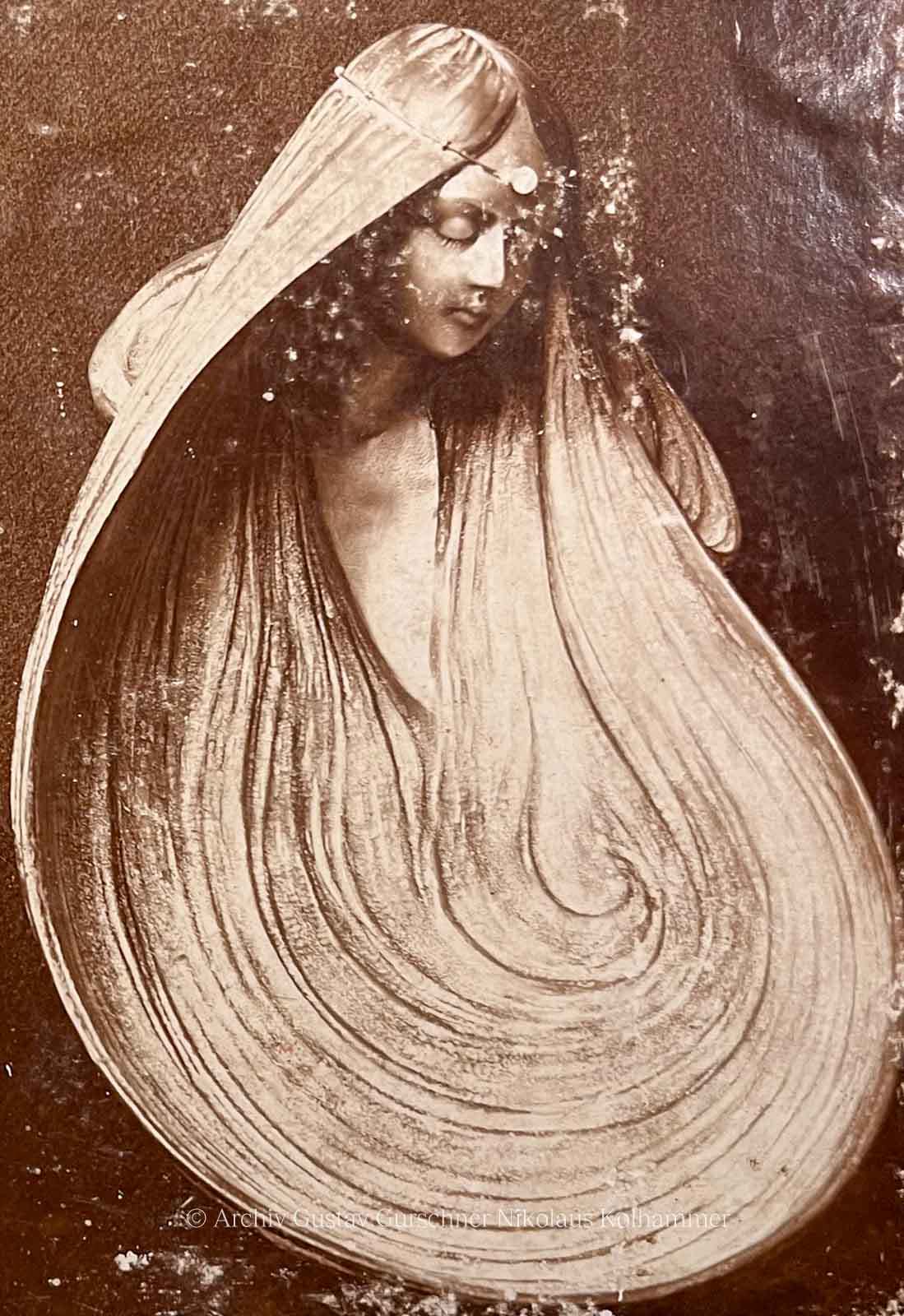 Macklowe Gallery Gustav Gurschner “Symbolist Reverie” Bronze Pin Tray