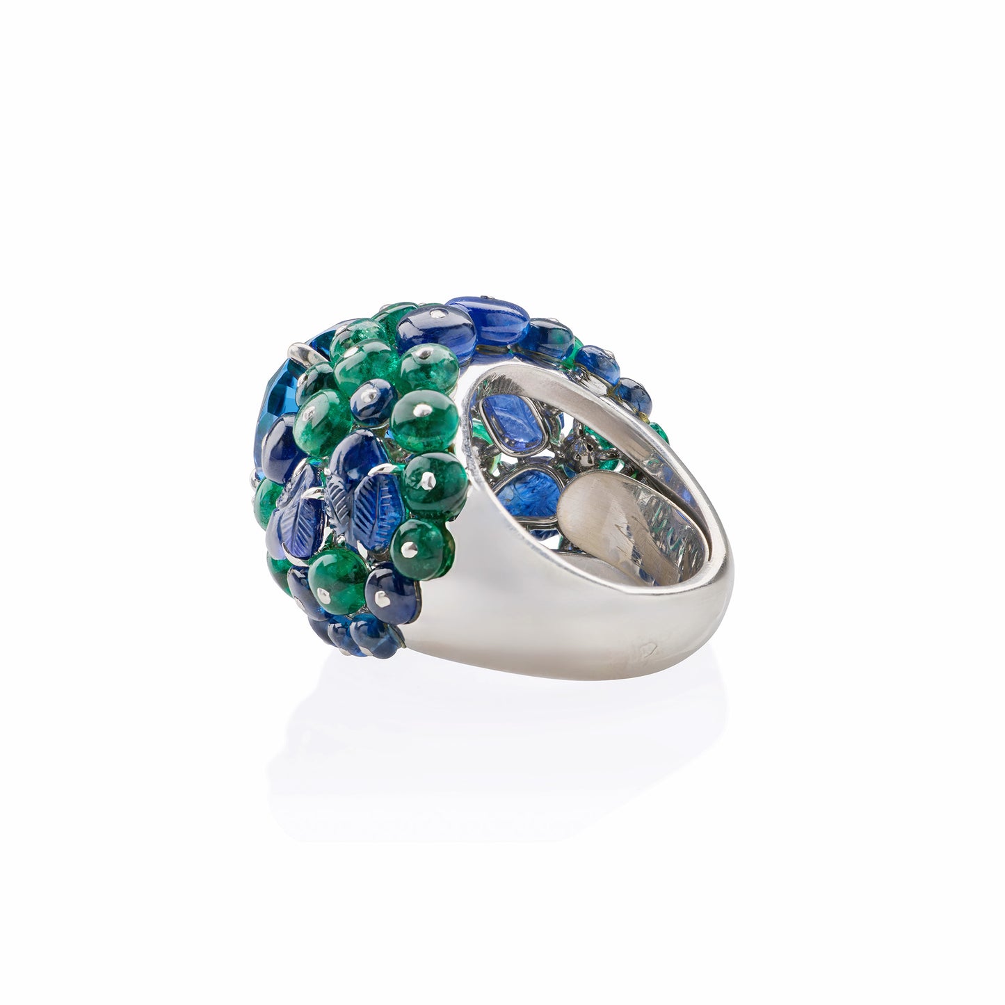 Macklowe Gallery Cartier Paris Ceylon Sapphire and Emerald Boule Ring