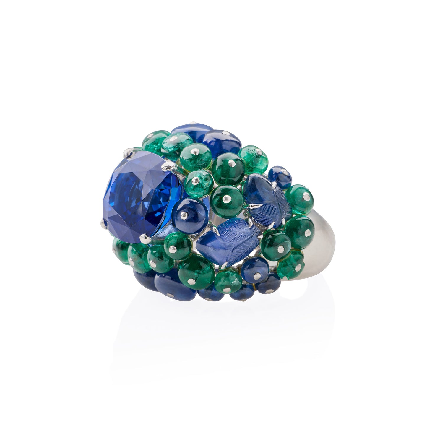 Macklowe Gallery Cartier Paris Ceylon Sapphire and Emerald Boule Ring