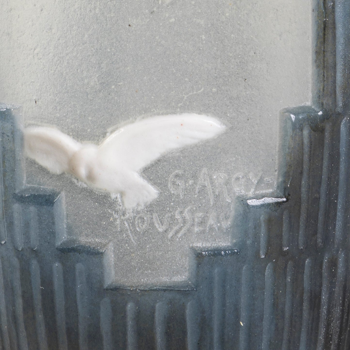 Macklowe Gallery Gabriel Argy-Rousseau “Les palombes” Pâte de Verre Glass Vase