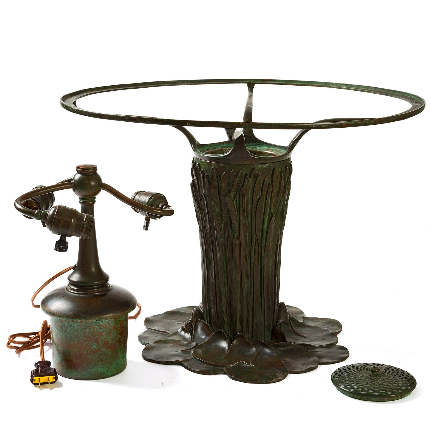 Macklowe Gallery Tiffany Studios New York “Flowering Water Lily” Table Lamp