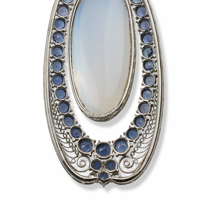 Macklowe Gallery Louis Tiffany Moonstone and Sapphire Pendant Necklace, Tiffany & Co.