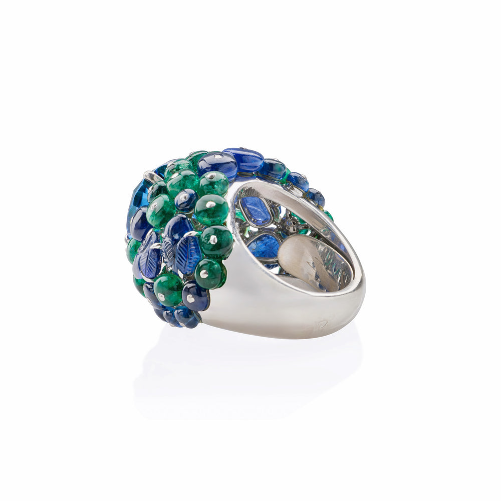 
                      
                        Macklowe Gallery Cartier Paris Ceylon Sapphire and Emerald Boule Ring
                      
                    